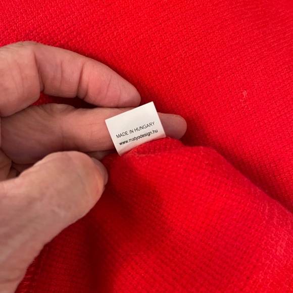 Beautiful red cape made in Hungry by Matyadesign - Picture 10 of 10